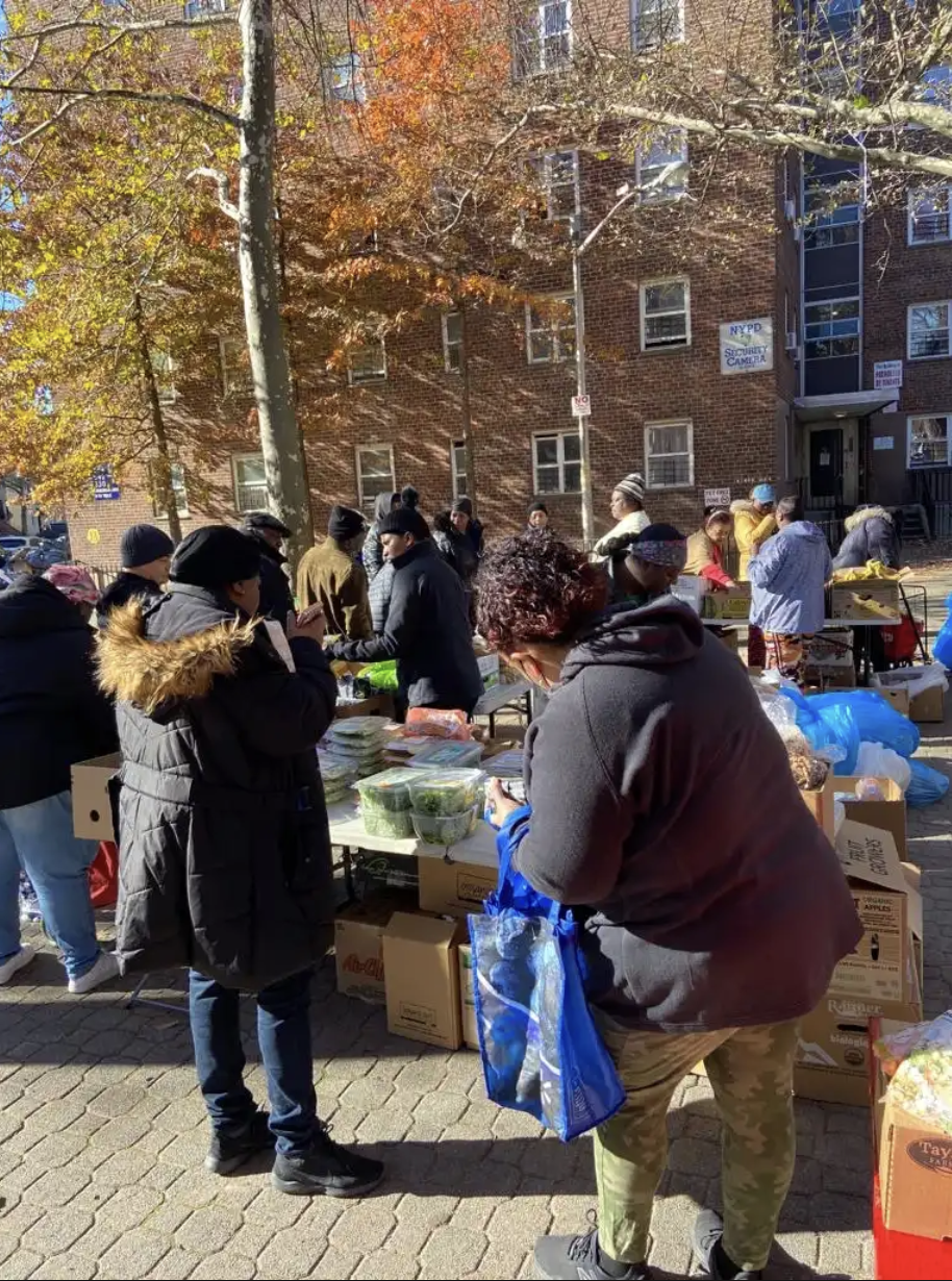 Destiny Helpers Outreach community moment 21